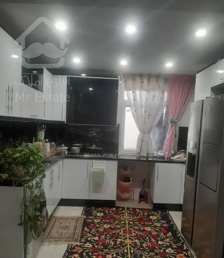 ۱۳۲ متری ۳ خوابه .  جامی شیخ هادی میردامادی