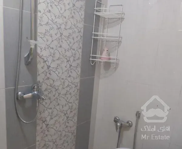 ۱۱۵ متر تک واحدی