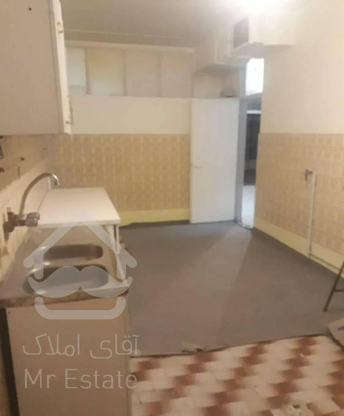 اجاره آپارتمان ۱۲۰ متری ۲ خوابه طبقه ۳ در هفت چنار