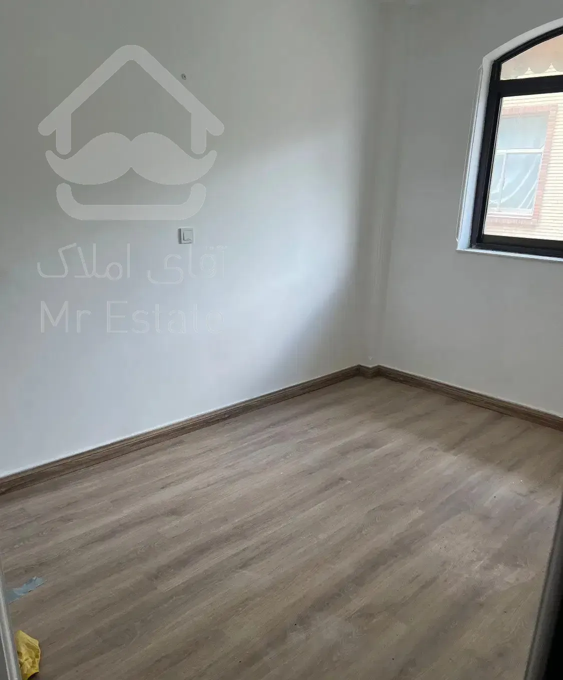 اپارتمان مطهری چند قدمیه بر اصلی ۸۵متری