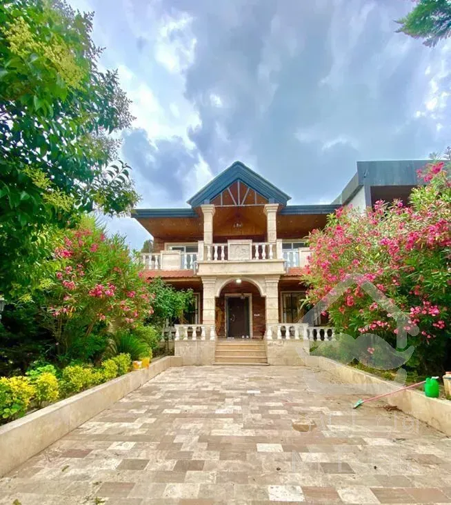 اجاره ویلا دوبلکس۳۰۰متری مبله شهرکی در منطقه برند