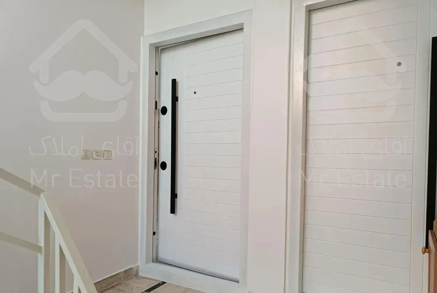 175  متر  دو  خوابه  سنایی  میرزای شیرازی