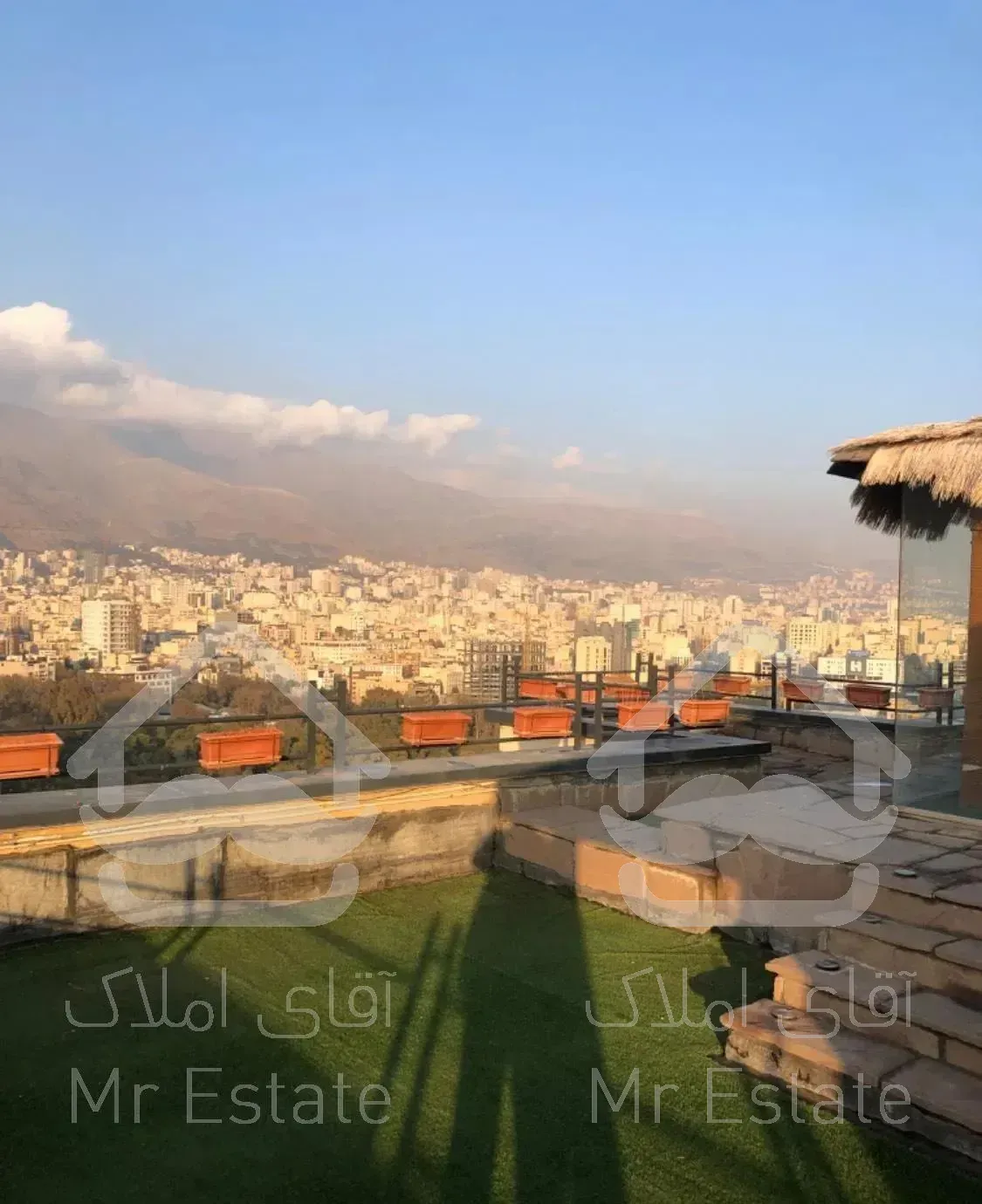 پنت ۷۲۰ متر ۴ خواب مستر بز فراز ابرها