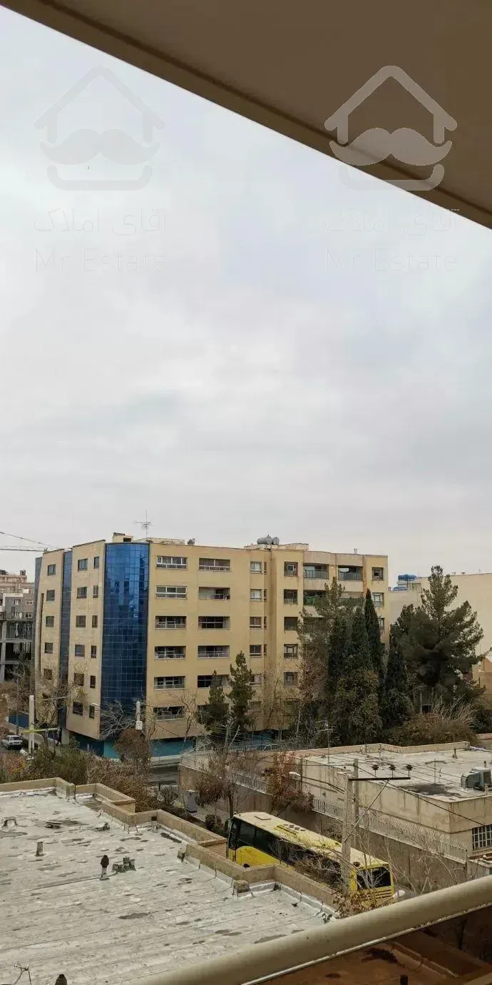 آپارتمان 140 متر سه خوابه