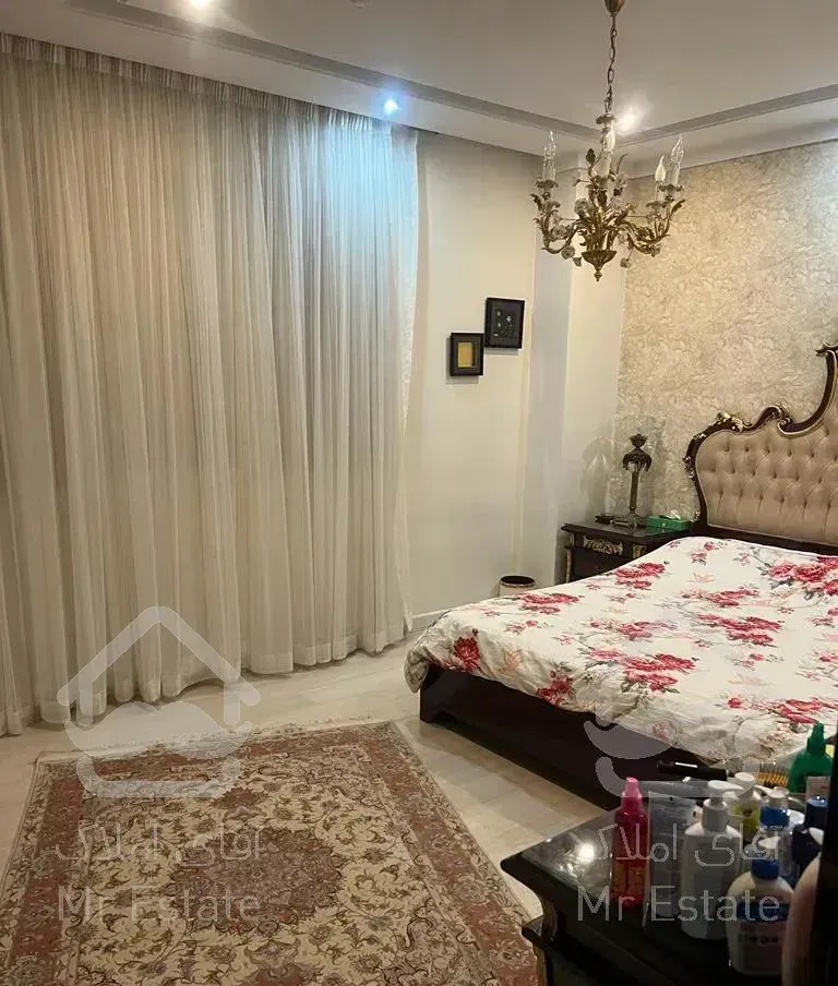 ۱۵۳ متر گلچین/ ۳ بالکن قابل جیدمان