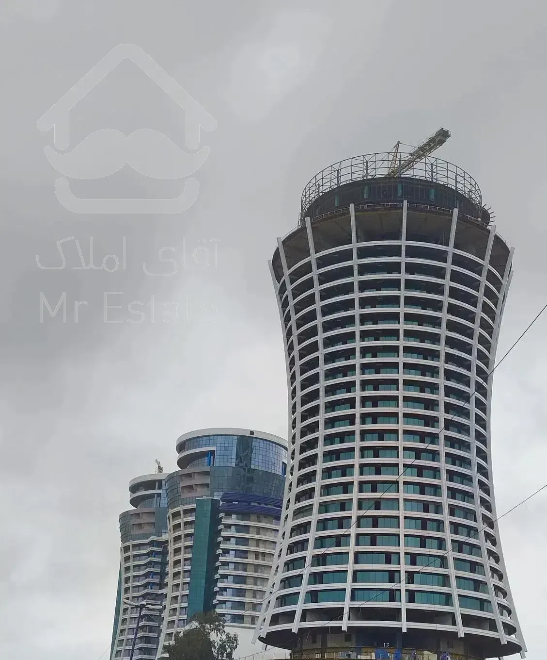 فروش دو خواب/دلالی/محله دنج/پنجره قدی