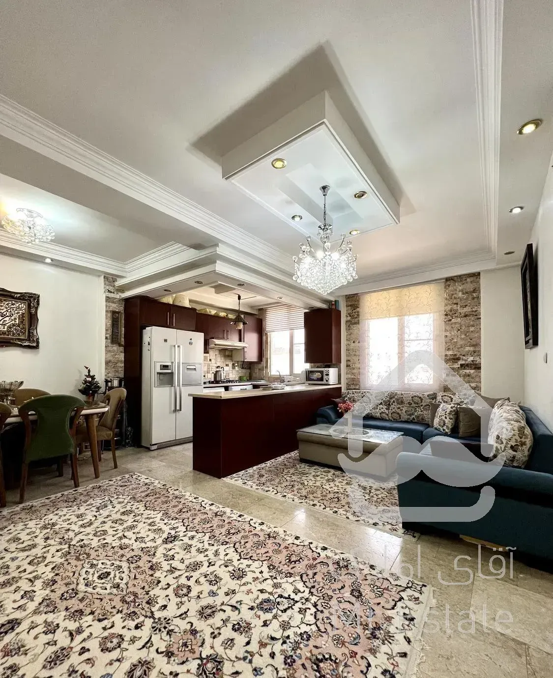 ۶۶ متر ۲ خواب / فول امکانات / خ مهر ، میدان ۲۰