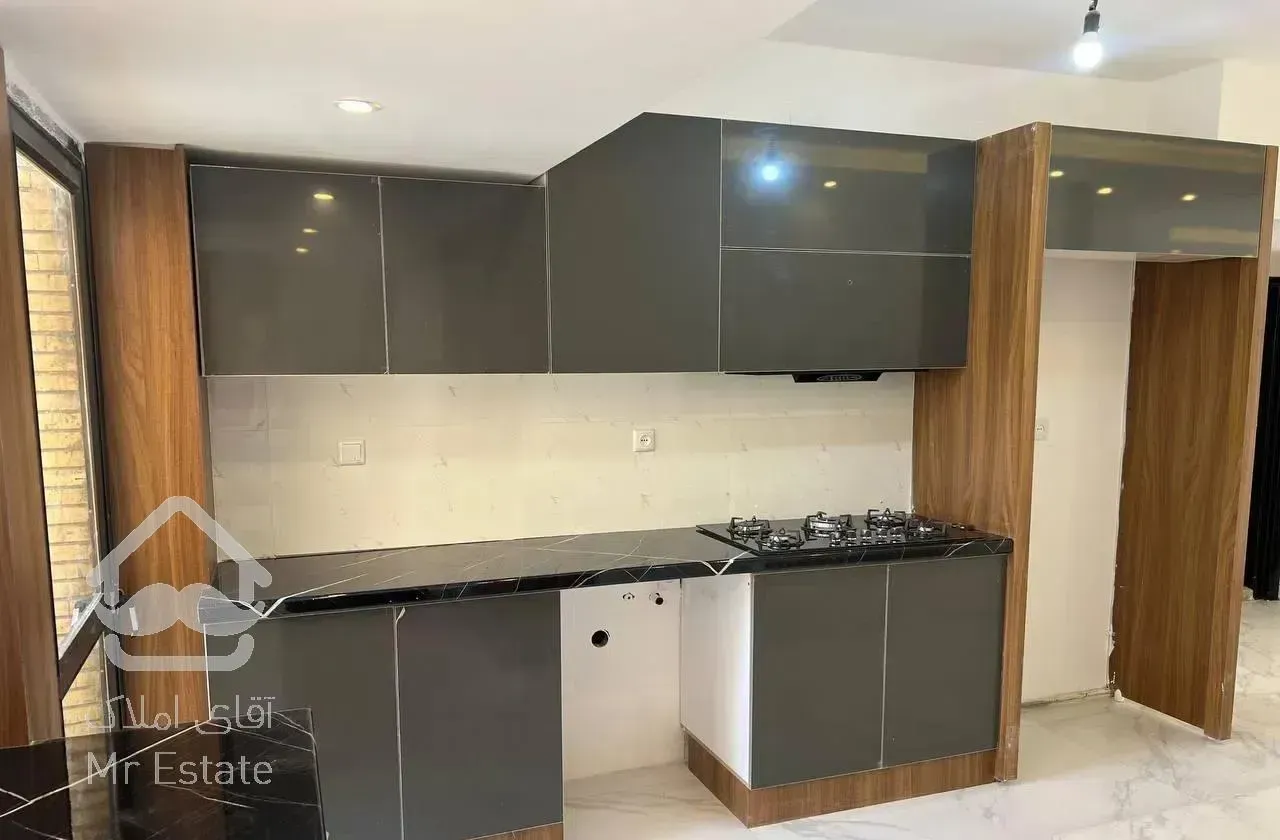 فروش آپارتمان کنارپارک کلیدنخورده 2کله فول امکانات