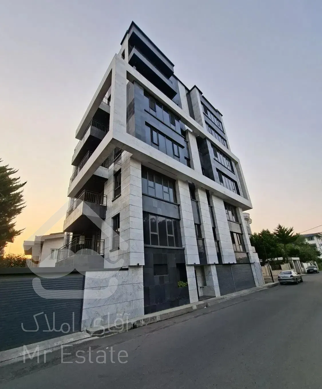 ۱۲۹ متر آپارتمان لوکس در کلارآباد ویو دریا و جنگل