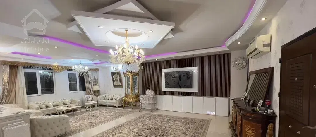 ۱۴۷ متر ۳ خوابه پارکینگ یاخچی آباد خ گودرزی