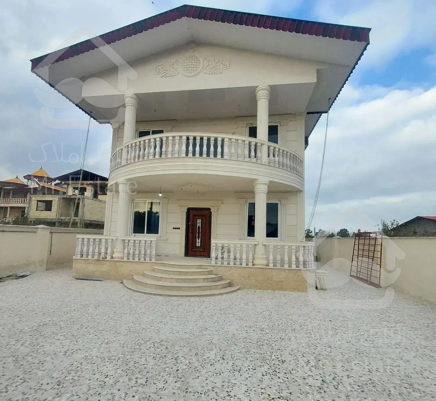 فروش ویلا نوساز ۲۴۰متر زمین ۱۷۰متر بنا شیرود