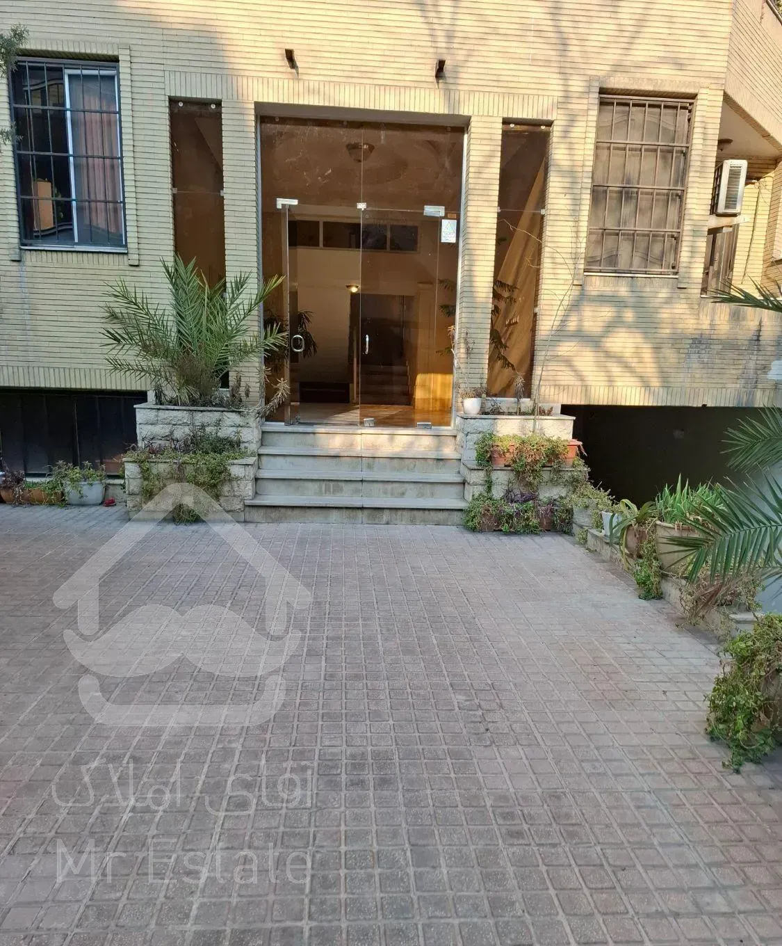 قائم مقام مشاهیر/۹۶متر دو خواب/کم واحد