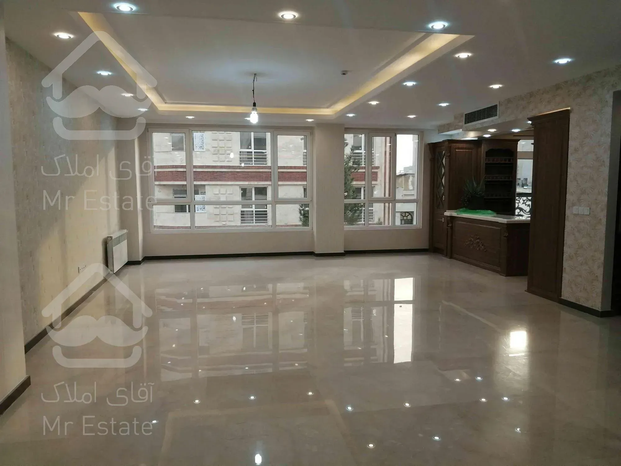 فروش آپارتمان تکواحدی ۱۷۳ متری نوساز شمال کاشانی