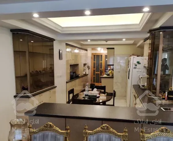 کامرانیه شمالی۲۷۰ متر ۴خوابه