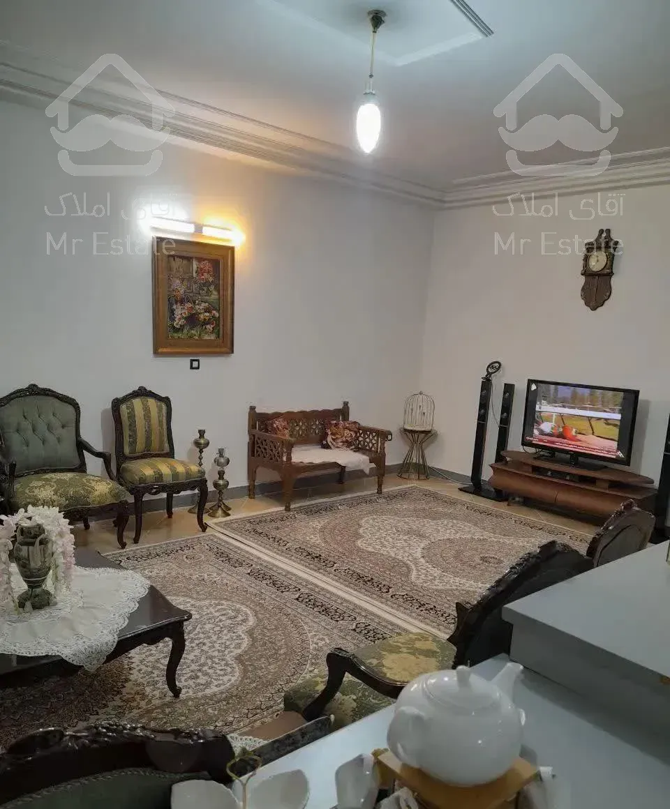 واحدآپارتمان100متری خوش نقشه