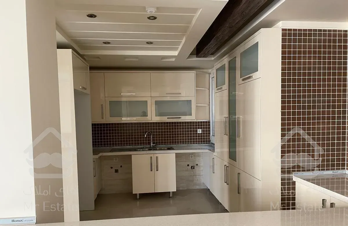 ۱۳۷ متر ۳ خواب یوسف آباد کلید نخورده