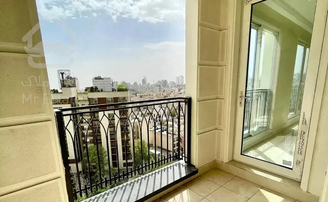 اندرزگو * ۱۵۰ متر * ویو ابدی * فول مشاعات