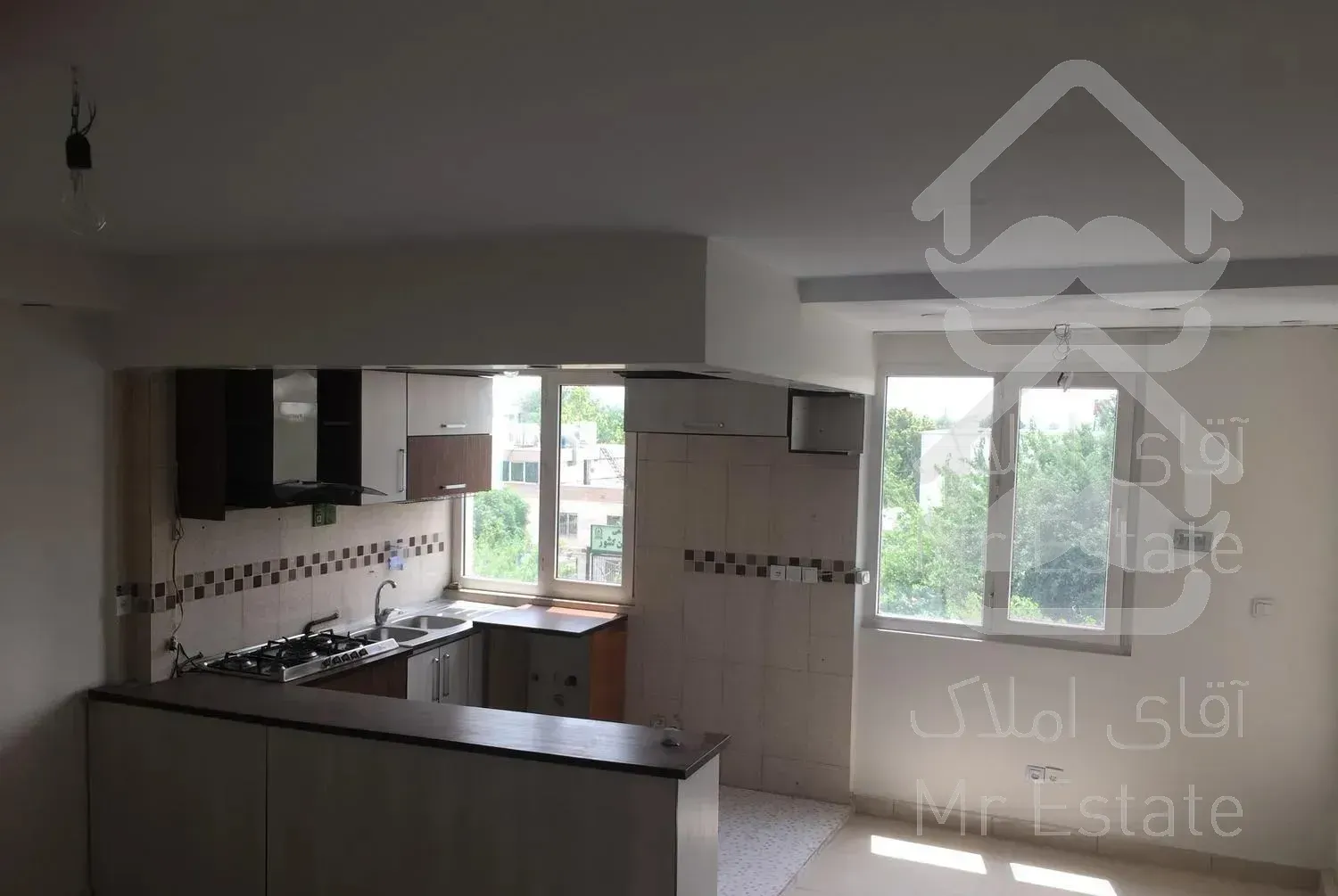 تکواحد دنج بدون مشرف