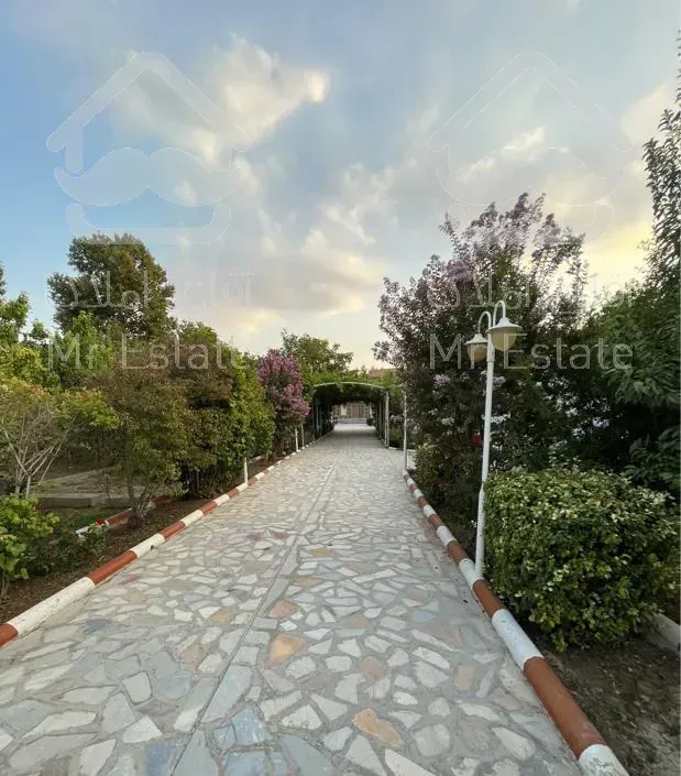 ۱۵۰۰متر باغ شهرکی برند با مجوزات  درچه لنجان