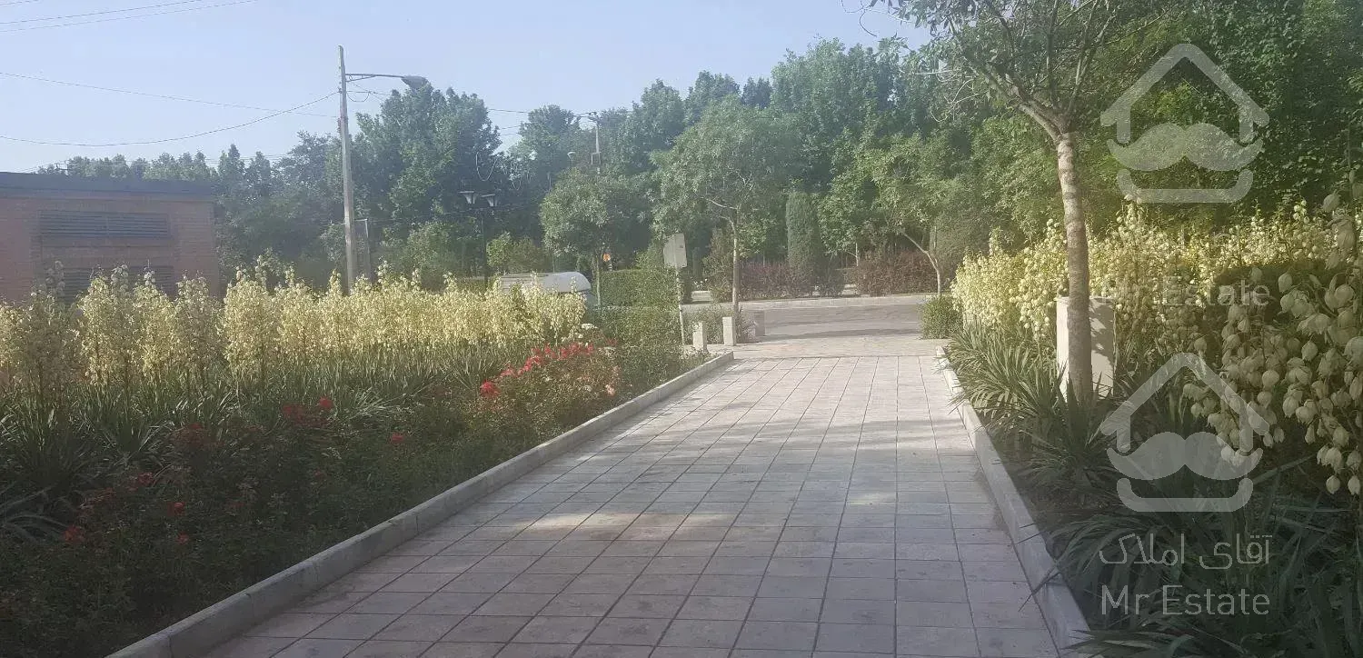 پنت هاوس، سه خواب، رو به پارک