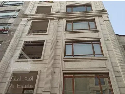 ۹۵ متر شمال مرزداران دو سال ساخت