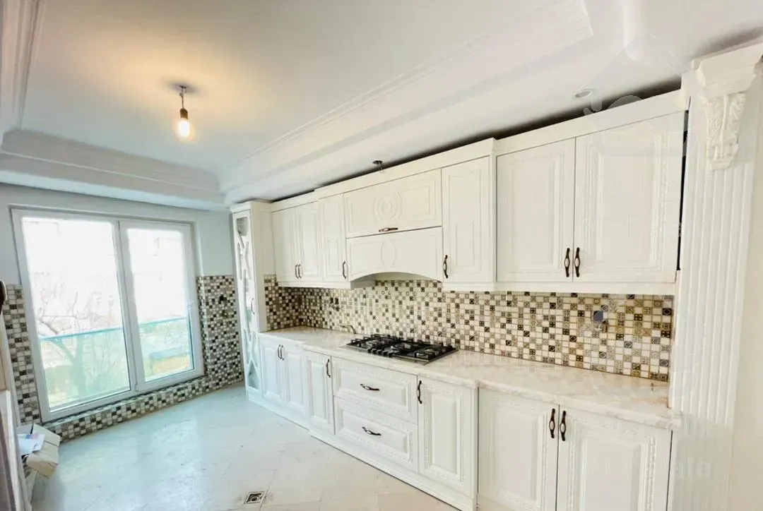 دروس /۱۷۵ متر /کلید نخورده