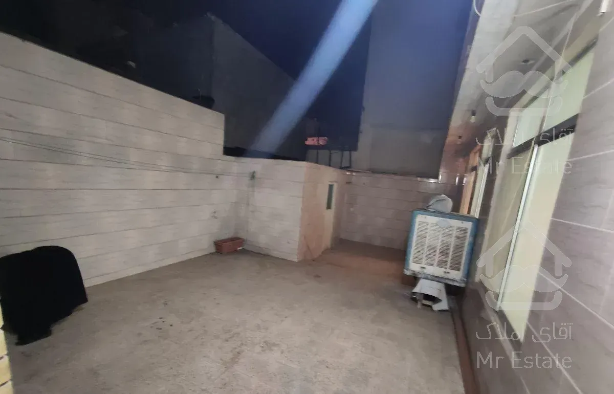 ۱۲۰متری همکف حیات اختصاصی در ستاری