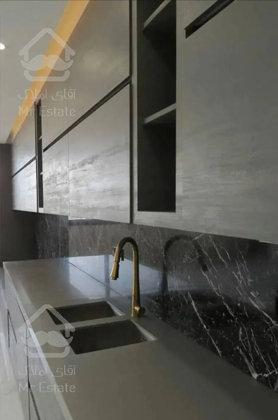 پنت هاووس*امیریه*تکواحد*۳برنور*ویوابدی١٩٠متر