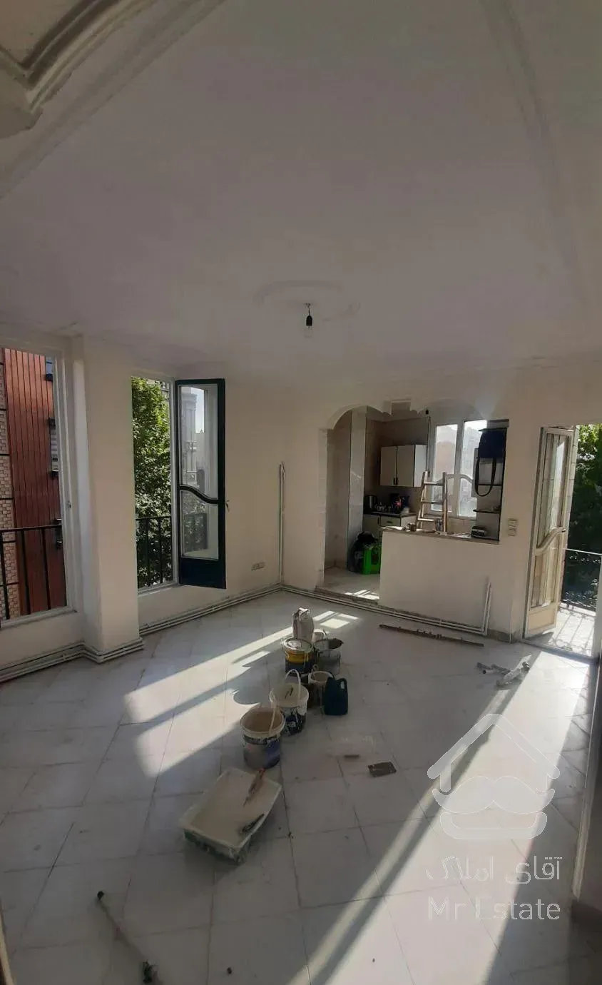 یک خوابه غرق نور