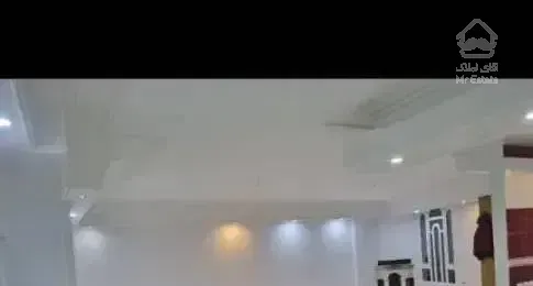 ولیصر  تجریش۱۳۰ متر ۳ خوابه دسترسی و نور عالی