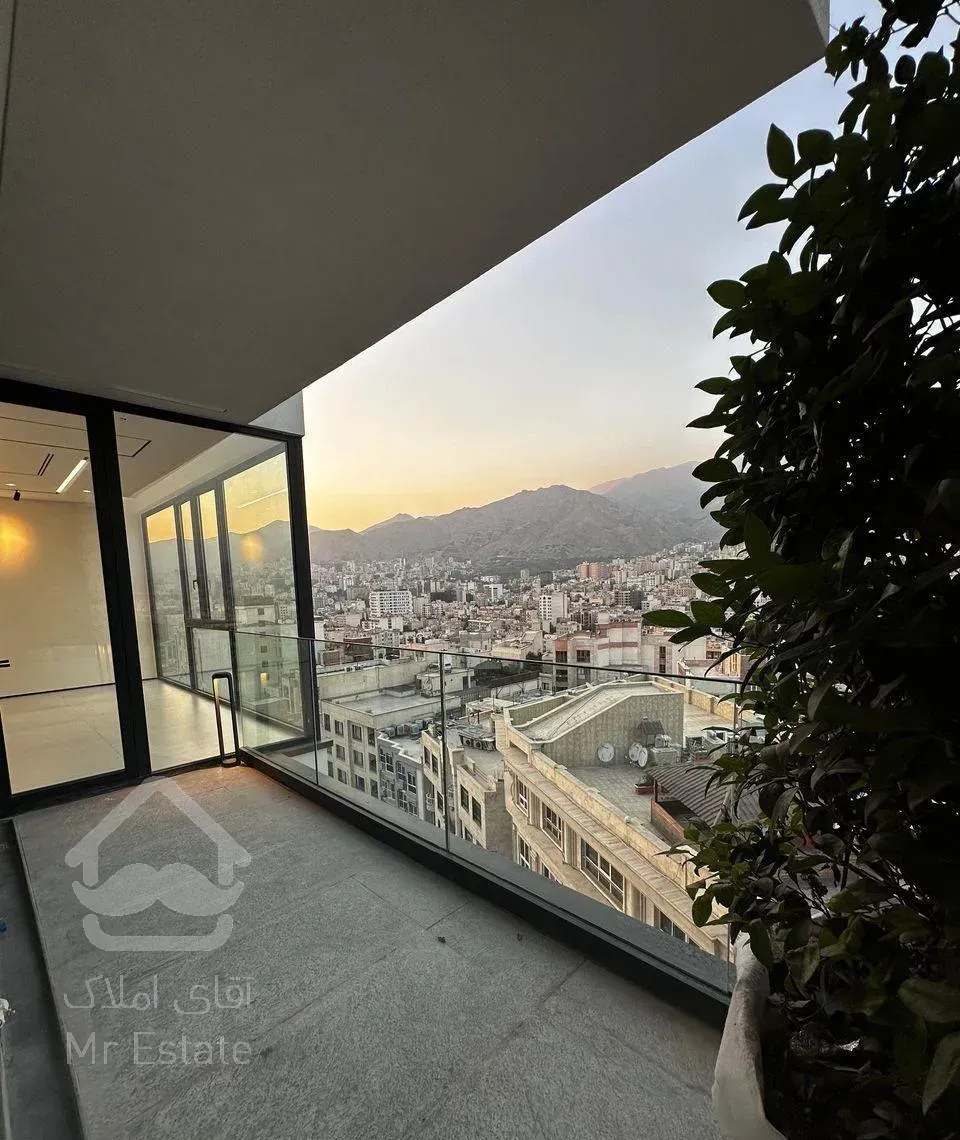 فروش آپارتمان ۳۰۰ متری ۳ خوابه در جماران