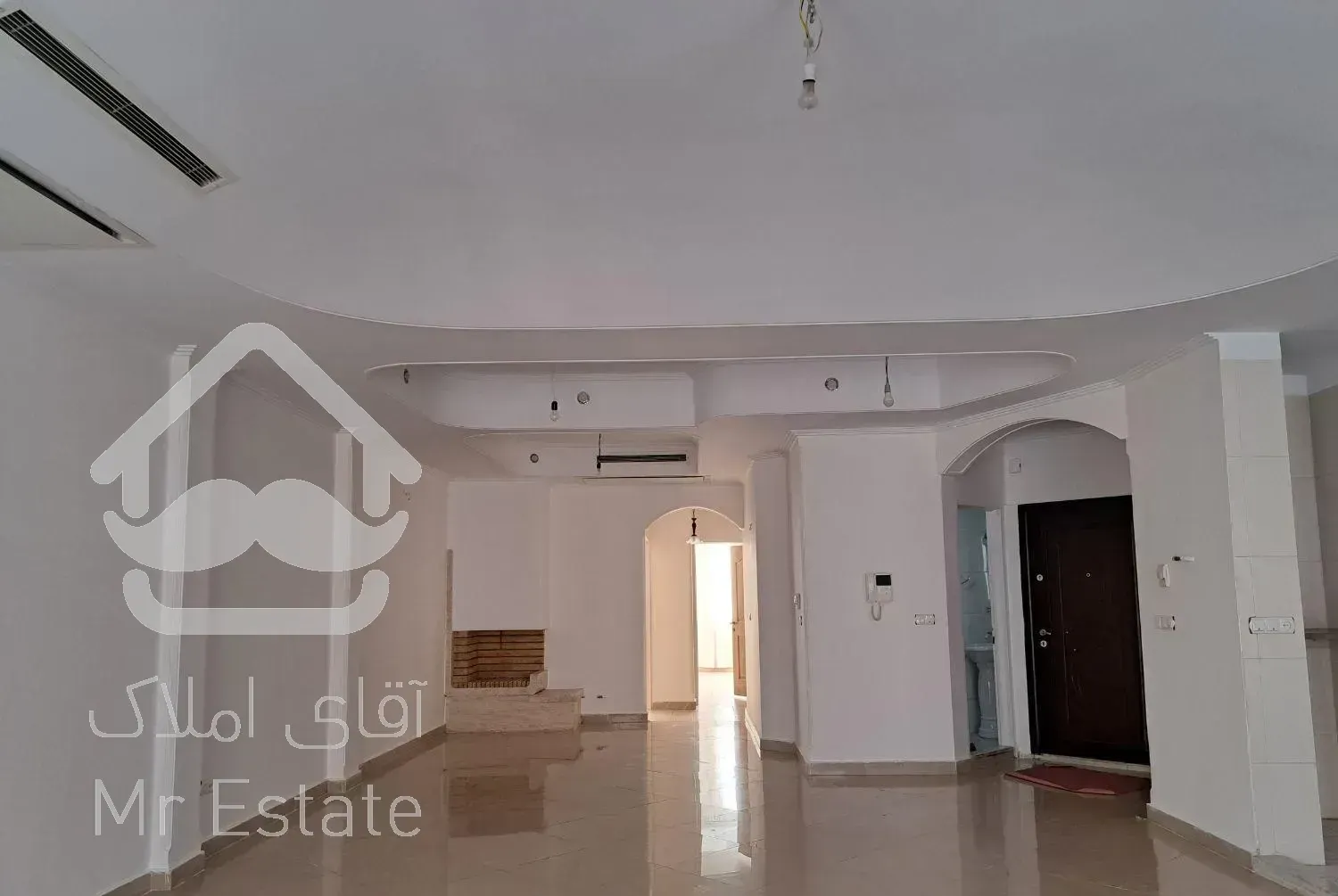 150 متر آپارتمان در شهرک غرب( توحید)