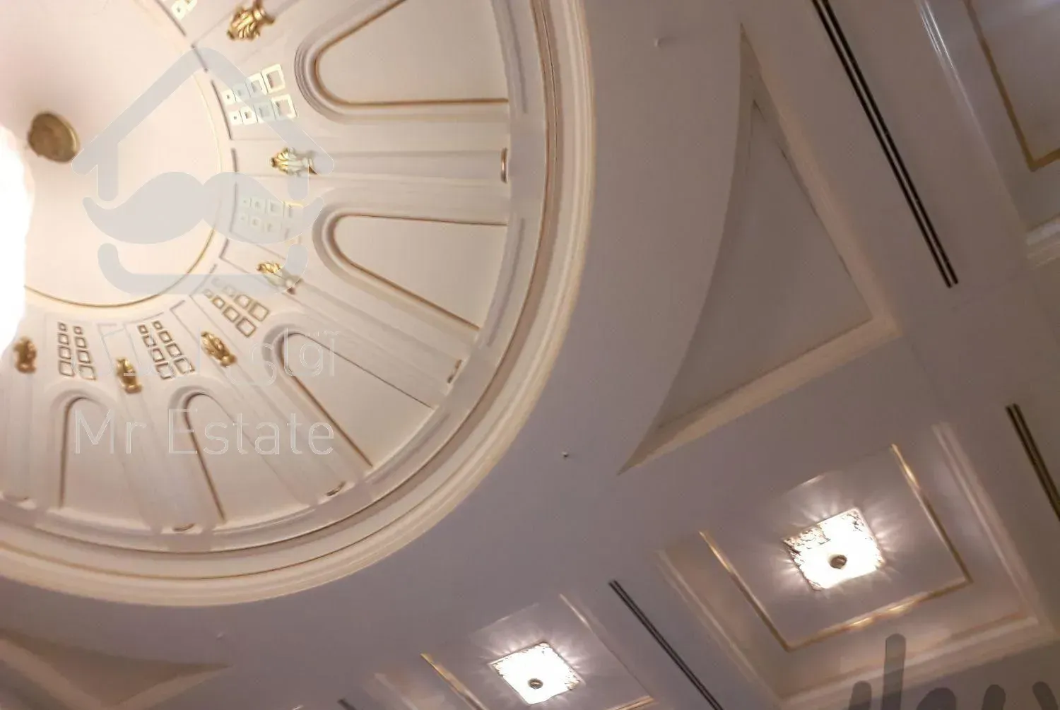 نقاشی ساختمان و کاغذ دیواری مدرن وگچ کاری بنایی