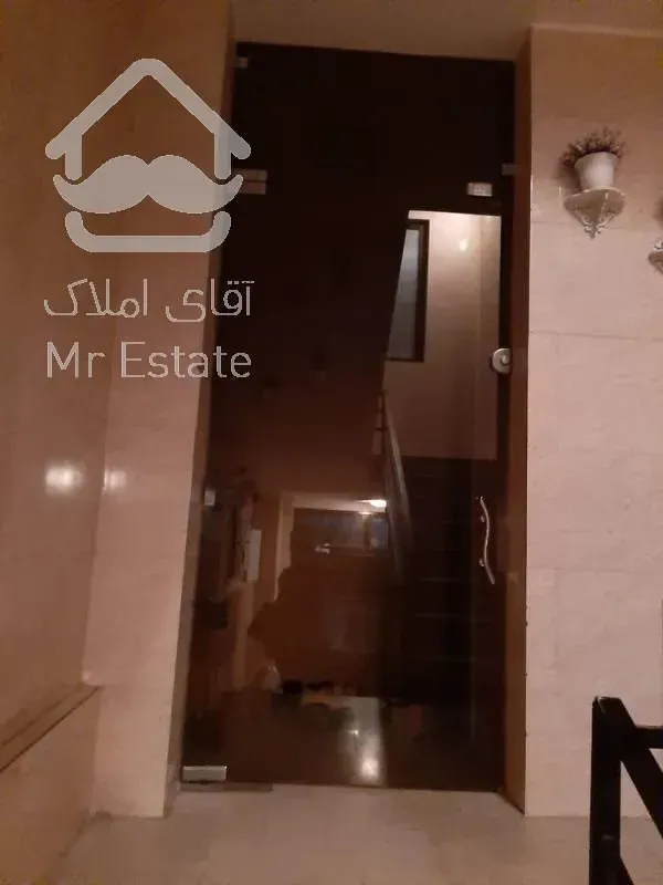 اپارتمان ۷۸ متری بسیار تمیز وبدون هزینه