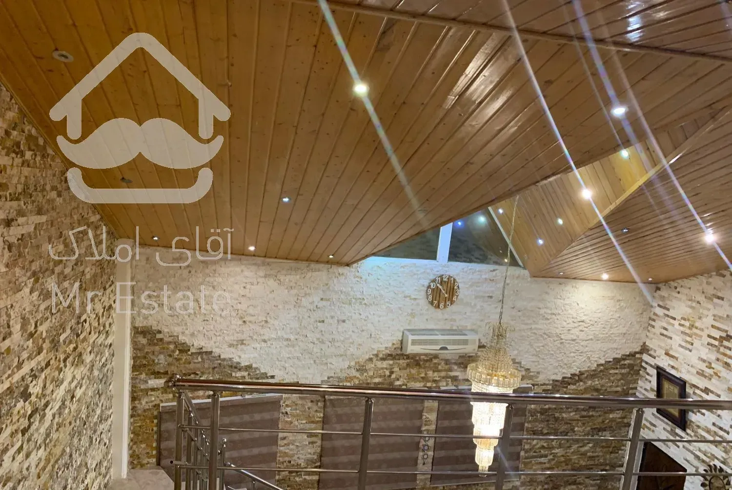 ویلا استخردار ۴خوابه متل قو