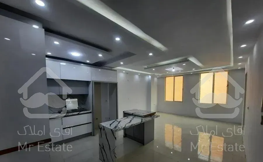 آپارتمان 67 متر سندتکبرگ 2خواب روبنما نورگیر