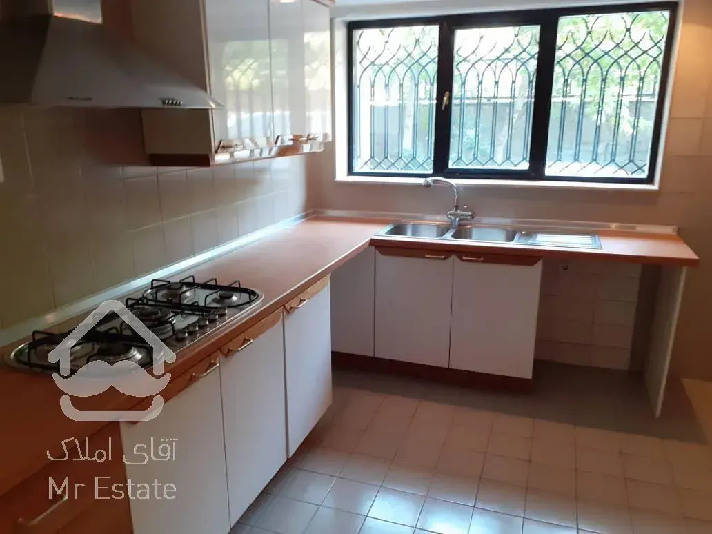 رهن و اجاره آپارتمان ۲۲۰ متری ۳ خوابه فرمانیه