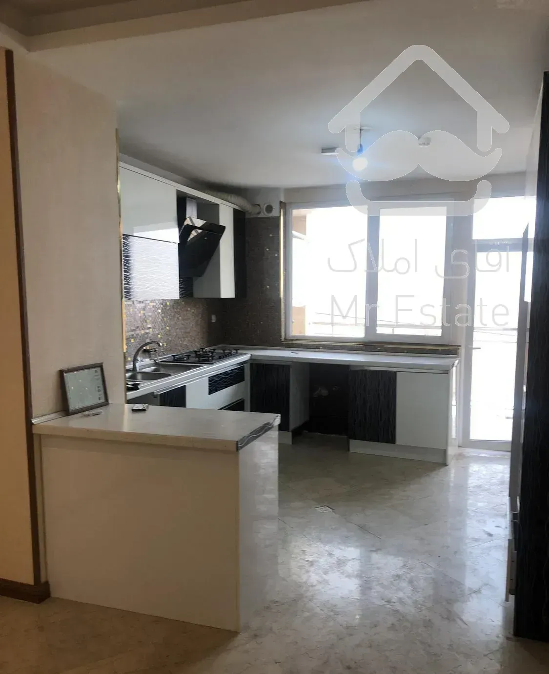 آپارتمان۱۰۰متر/۲خواب/نوساز/فول/پونک سیمون بولیوار