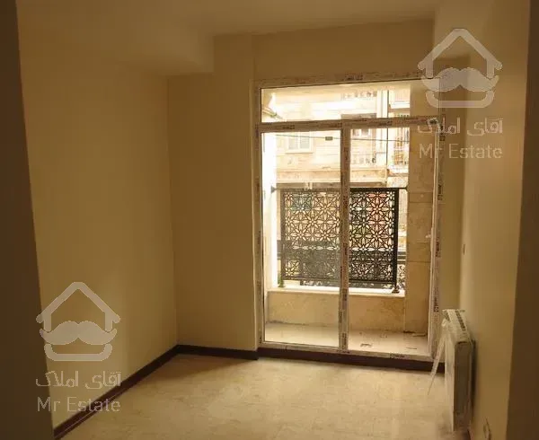 ‌پونک ۱۰۳ متر نوساز