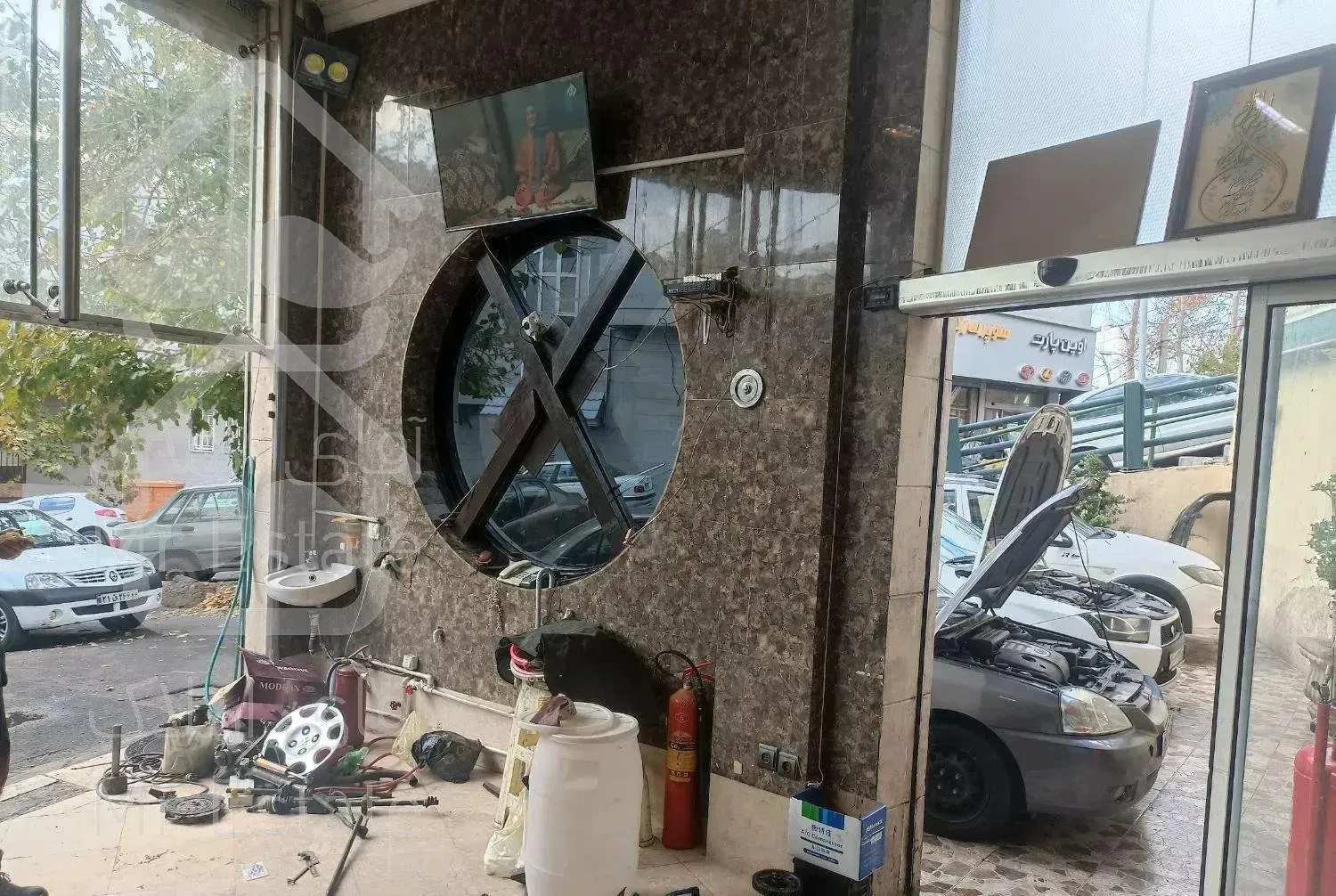 47 متر تجاری با انبار تجاری در دو طبقه