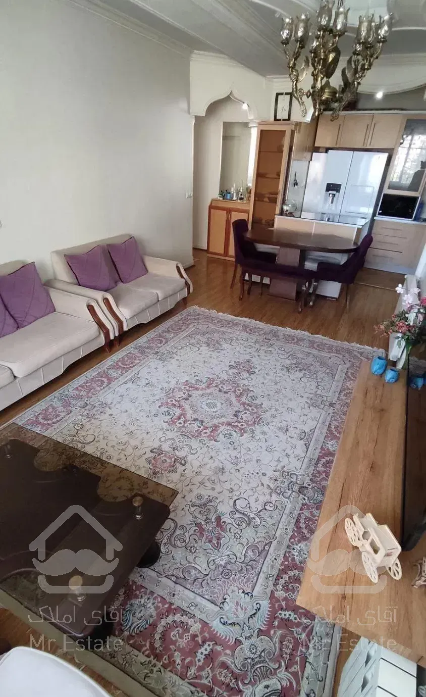 ۷۰ متر روبه آفتاب نور و نقشه  در شهران شمال