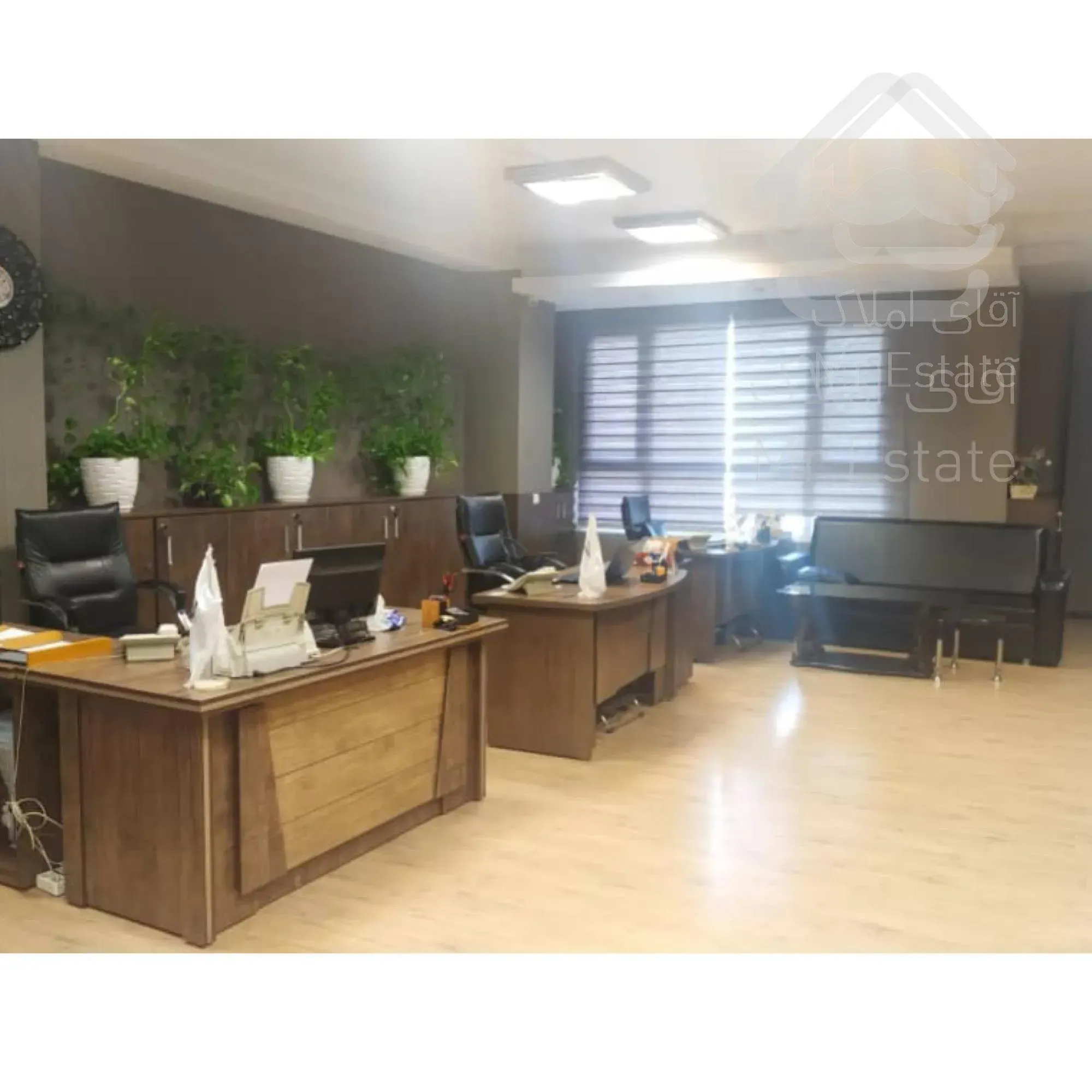 100متر سند اداري فروش بر كاشاني