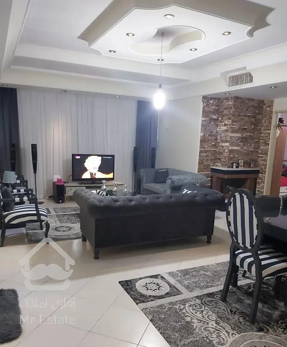 ۹۰ متر فول امکانات