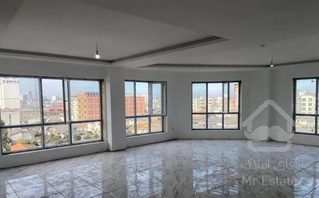 آپارتمان ۱۳۸ متری باسندتکبرگ خ امام محمودآباد