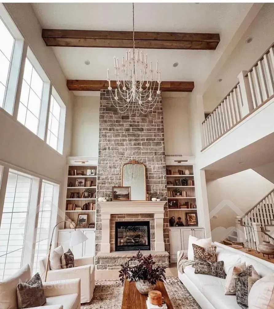 آپارتمان ۱۰۵ متر/ ۲ خواب/ بلوار دانش