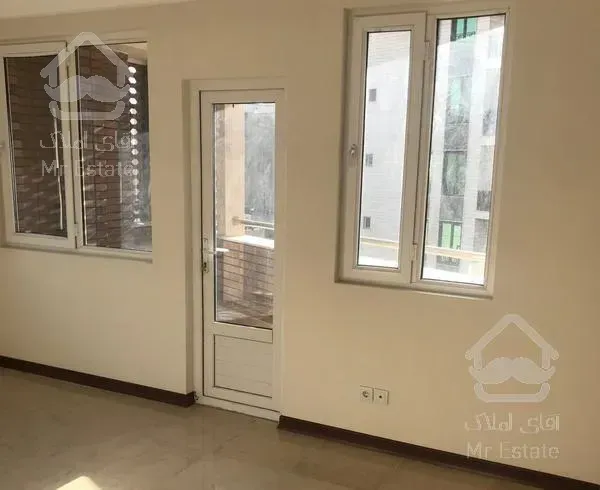 اپارتمان ۱۱۴متری فردوس شرق غرق نور