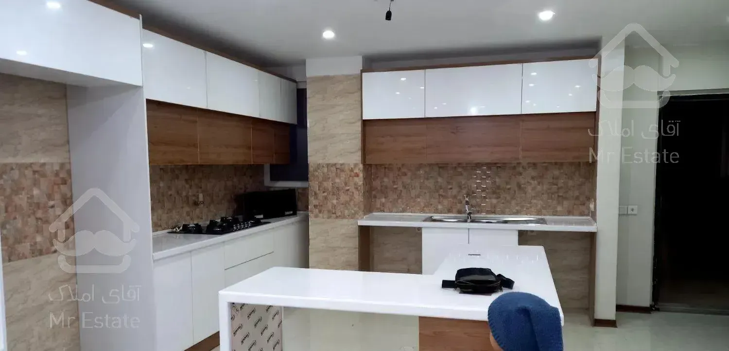 آپارتمان ۱۰۷ متری باغستان غربی کلید نخورده لاله ها