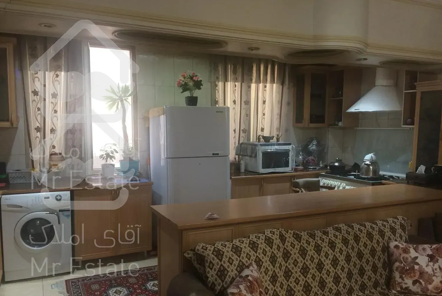 آپارتمان٤طبقه تک واحدی دو اتاق خواب