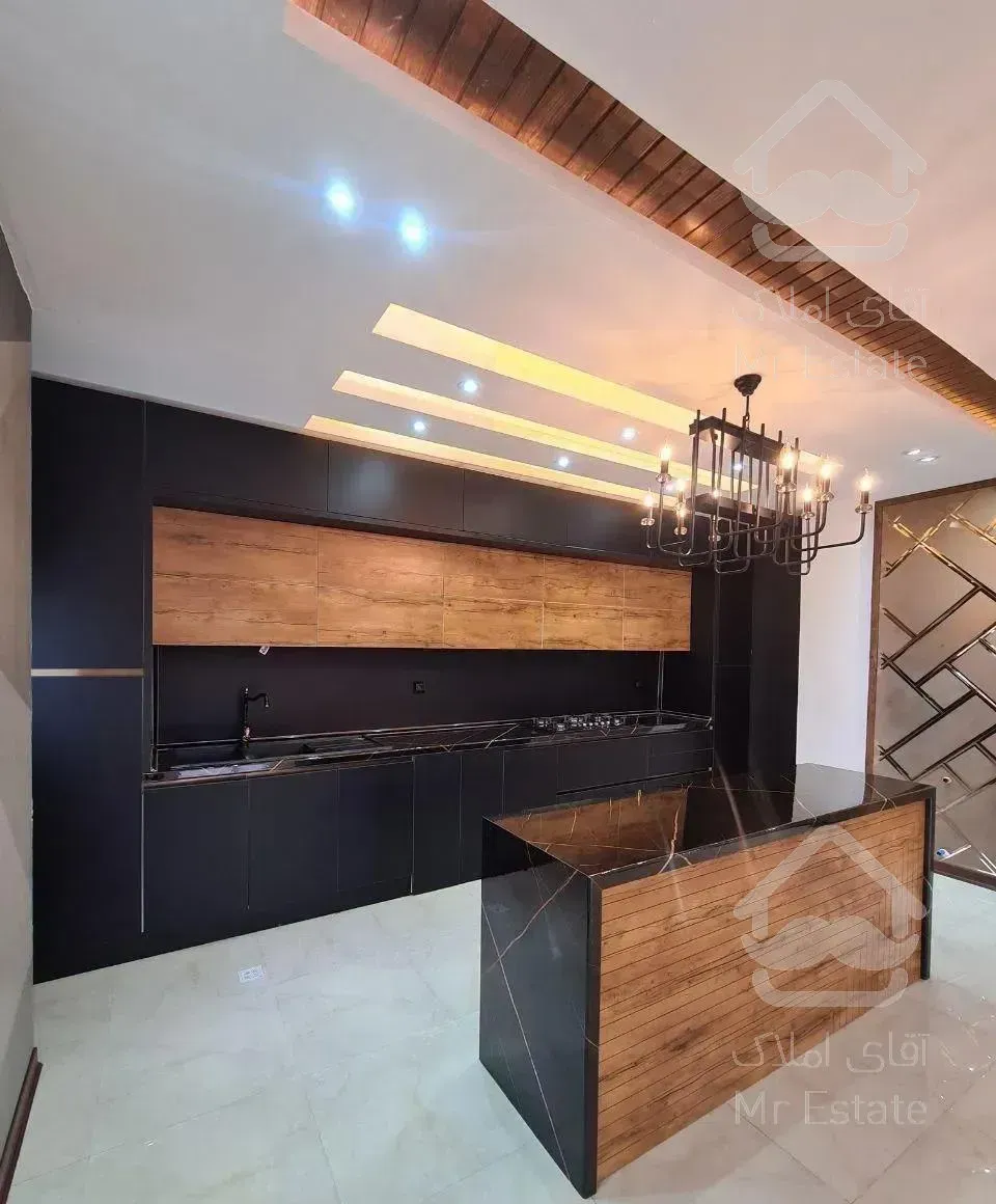 ویلا ۳۰۰مترزمین،استخر،پلاک ۱جنگل،خوش آب و هوا