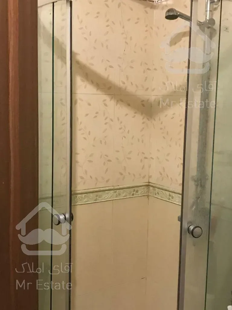 175 متر دربهترین لوکیشن آجودانیه